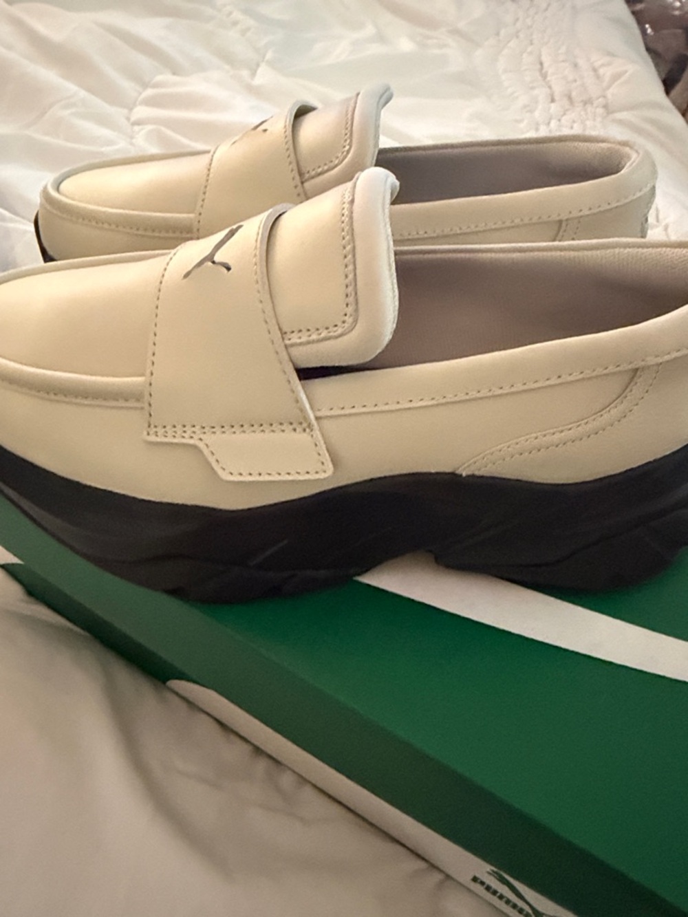 Puma Women’s Leather Loafyr Slip-On. Alpine Snow with Black Chunky Sole. Size 8